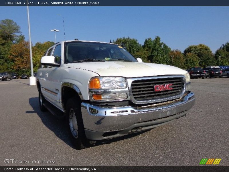 Summit White / Neutral/Shale 2004 GMC Yukon SLE 4x4