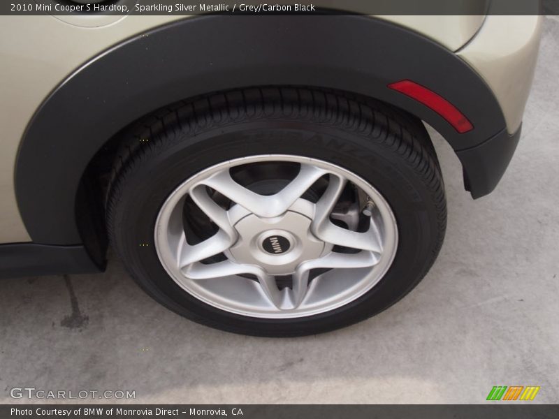 Sparkling Silver Metallic / Grey/Carbon Black 2010 Mini Cooper S Hardtop