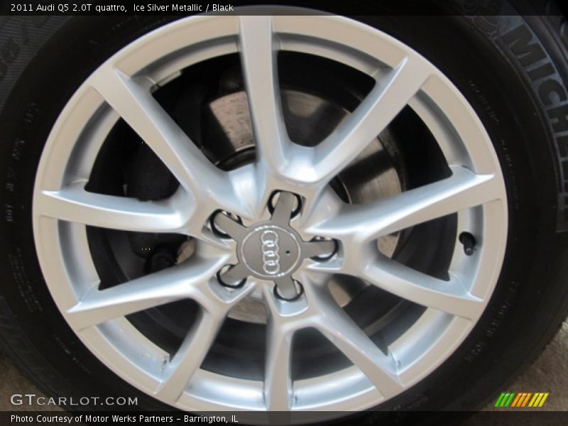 Ice Silver Metallic / Black 2011 Audi Q5 2.0T quattro