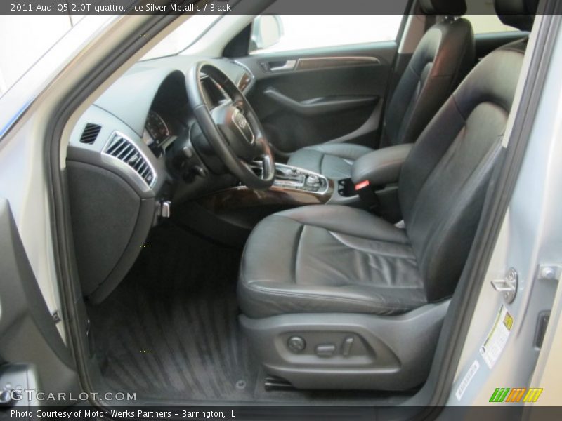 Ice Silver Metallic / Black 2011 Audi Q5 2.0T quattro
