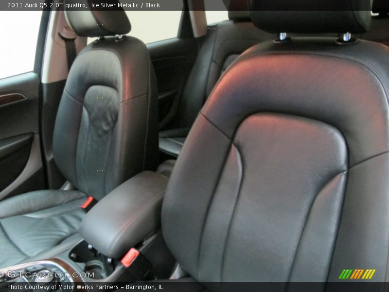 Ice Silver Metallic / Black 2011 Audi Q5 2.0T quattro