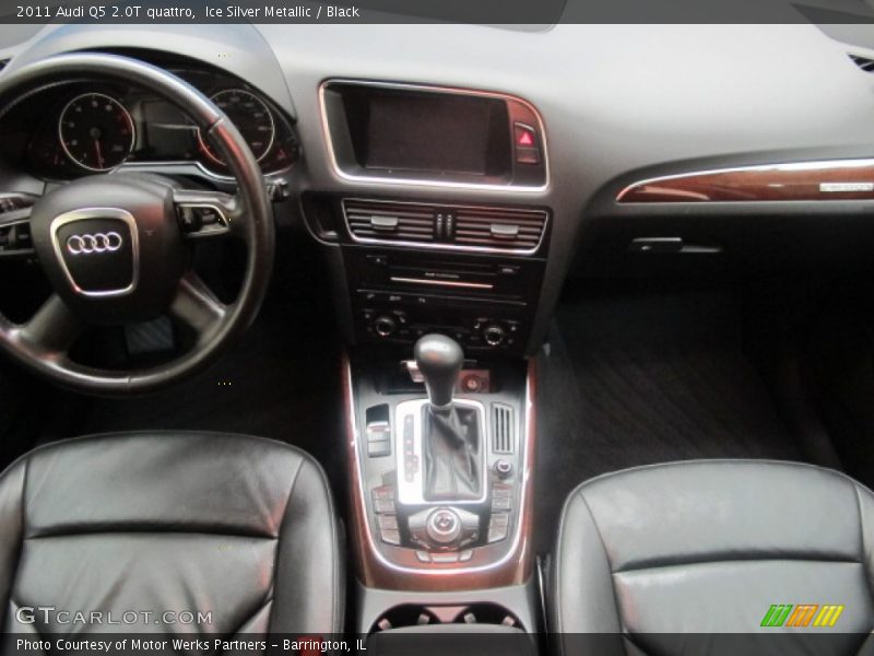 Ice Silver Metallic / Black 2011 Audi Q5 2.0T quattro