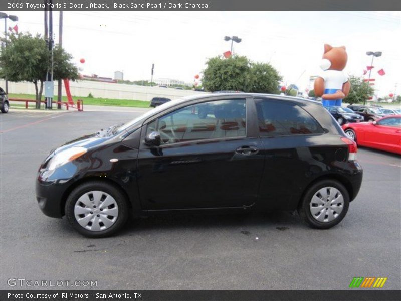 Black Sand Pearl / Dark Charcoal 2009 Toyota Yaris 3 Door Liftback