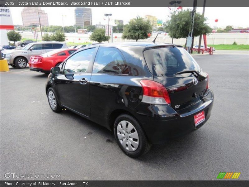 Black Sand Pearl / Dark Charcoal 2009 Toyota Yaris 3 Door Liftback
