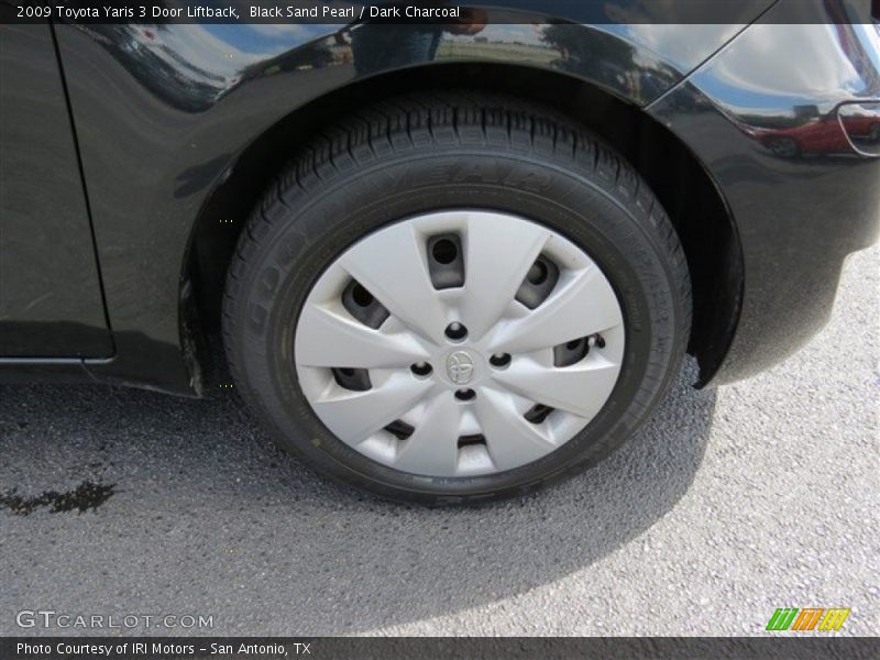 Black Sand Pearl / Dark Charcoal 2009 Toyota Yaris 3 Door Liftback