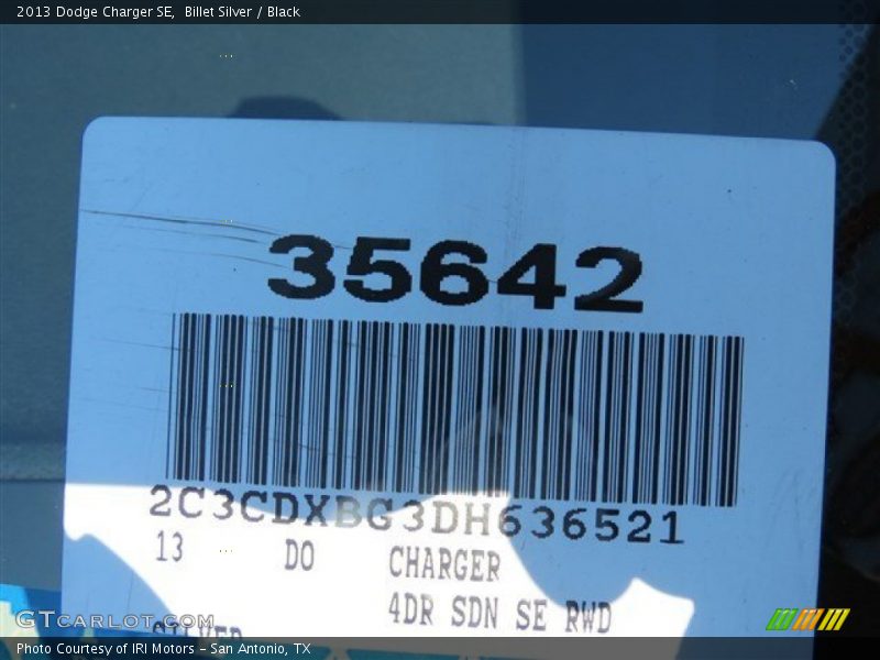 Billet Silver / Black 2013 Dodge Charger SE