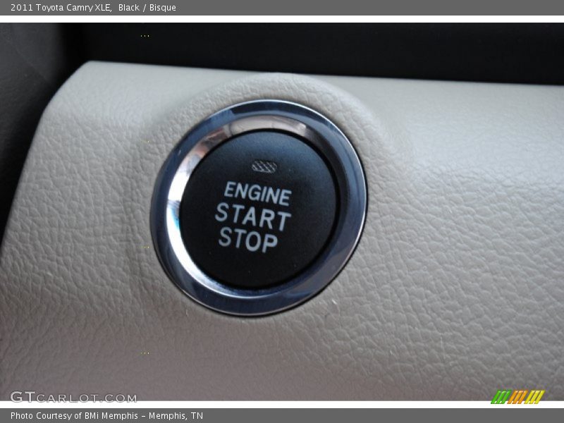 Black / Bisque 2011 Toyota Camry XLE
