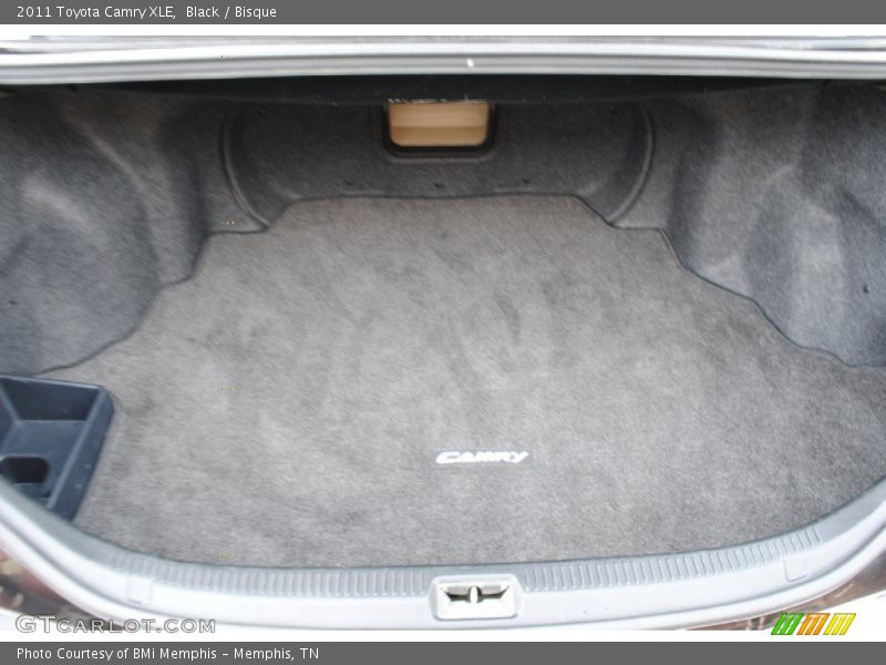 Black / Bisque 2011 Toyota Camry XLE