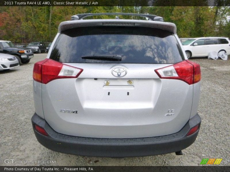 Classic Silver Metallic / Ash 2013 Toyota RAV4 LE AWD