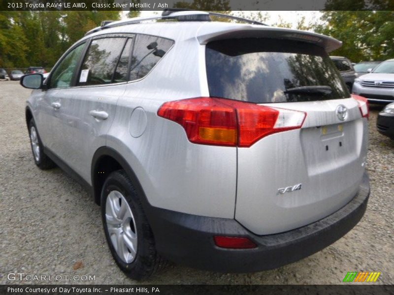Classic Silver Metallic / Ash 2013 Toyota RAV4 LE AWD