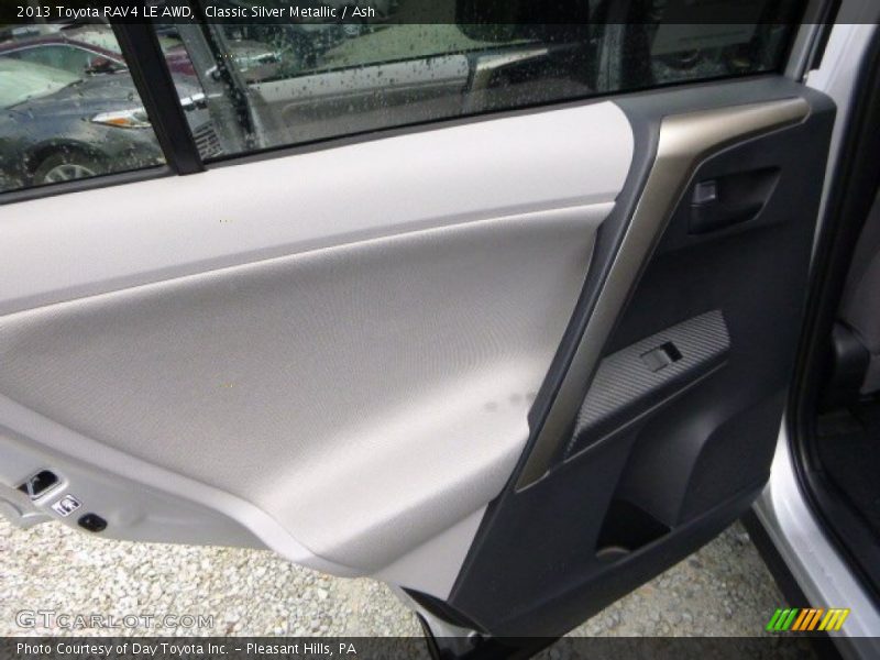 Classic Silver Metallic / Ash 2013 Toyota RAV4 LE AWD
