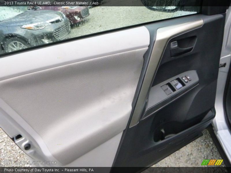 Classic Silver Metallic / Ash 2013 Toyota RAV4 LE AWD