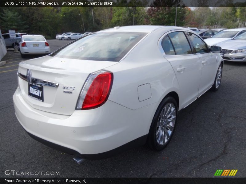 White Suede / Charcoal Black 2009 Lincoln MKS AWD Sedan