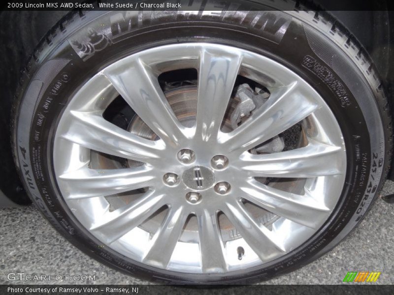 White Suede / Charcoal Black 2009 Lincoln MKS AWD Sedan