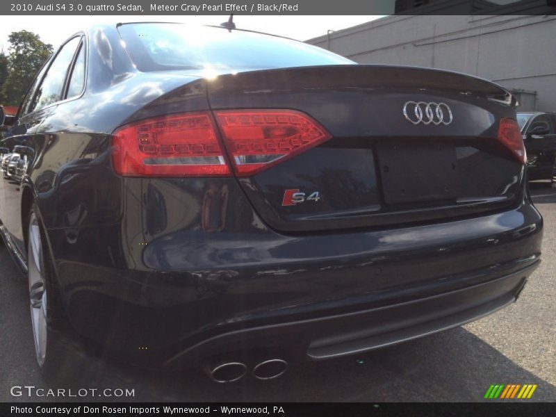 Meteor Gray Pearl Effect / Black/Red 2010 Audi S4 3.0 quattro Sedan