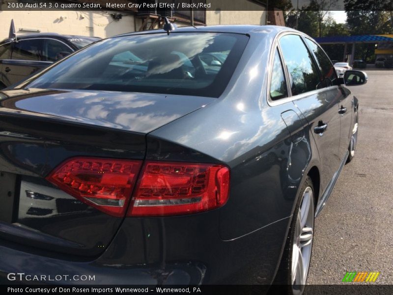 Meteor Gray Pearl Effect / Black/Red 2010 Audi S4 3.0 quattro Sedan