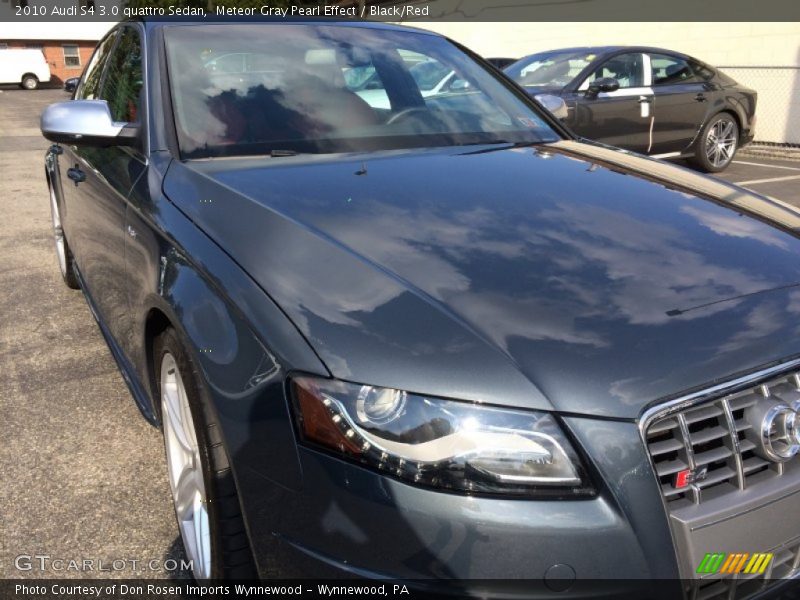 Meteor Gray Pearl Effect / Black/Red 2010 Audi S4 3.0 quattro Sedan