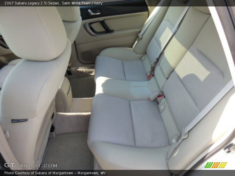 Satin White Pearl / Ivory 2007 Subaru Legacy 2.5i Sedan