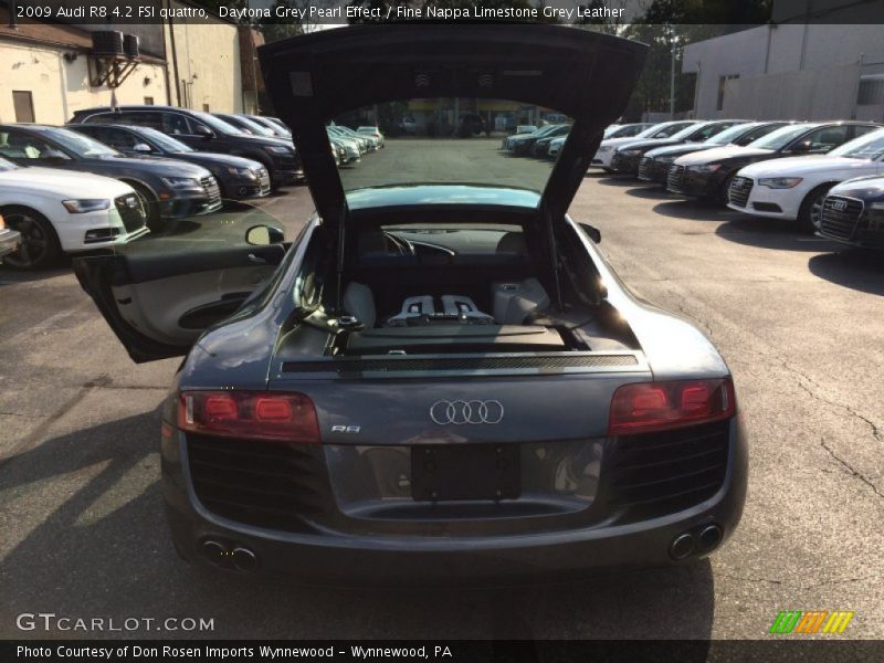 Daytona Grey Pearl Effect / Fine Nappa Limestone Grey Leather 2009 Audi R8 4.2 FSI quattro