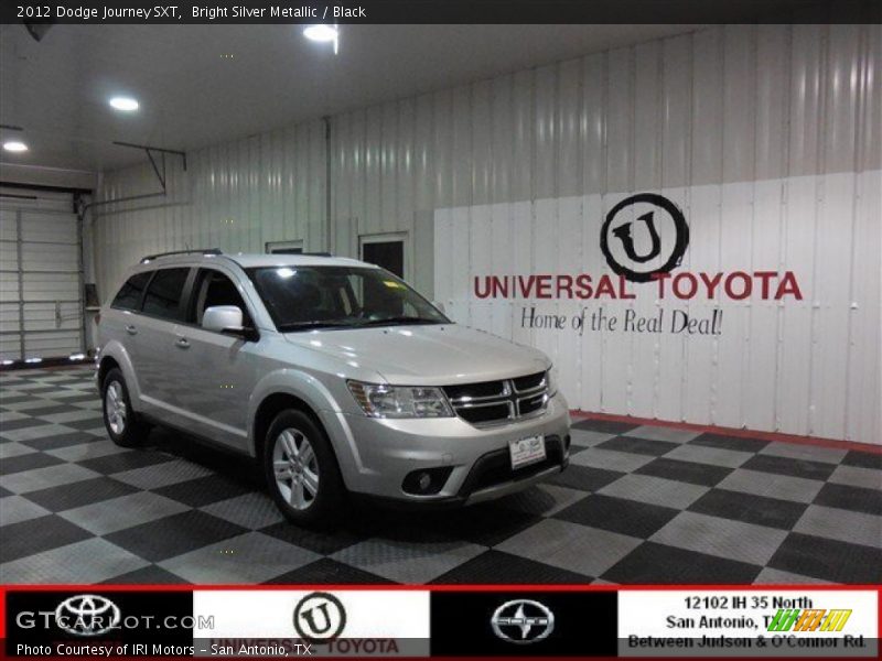 Bright Silver Metallic / Black 2012 Dodge Journey SXT