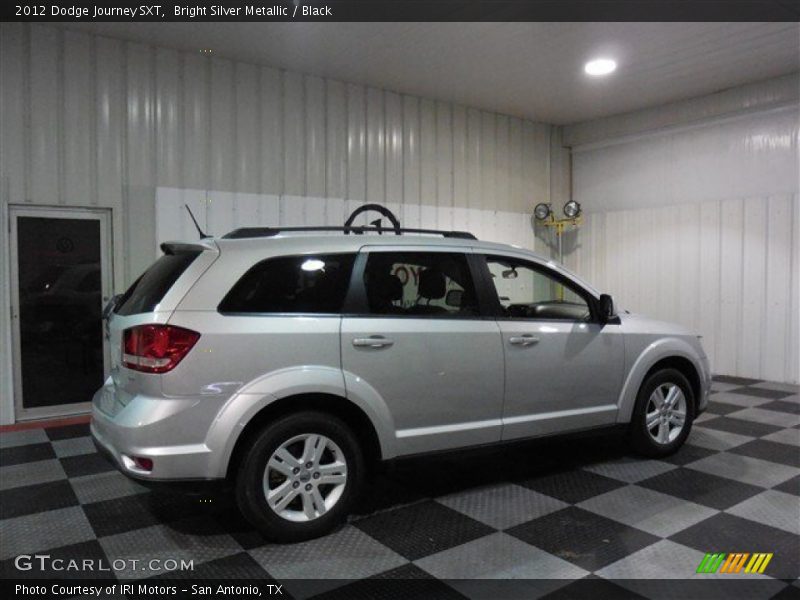 Bright Silver Metallic / Black 2012 Dodge Journey SXT