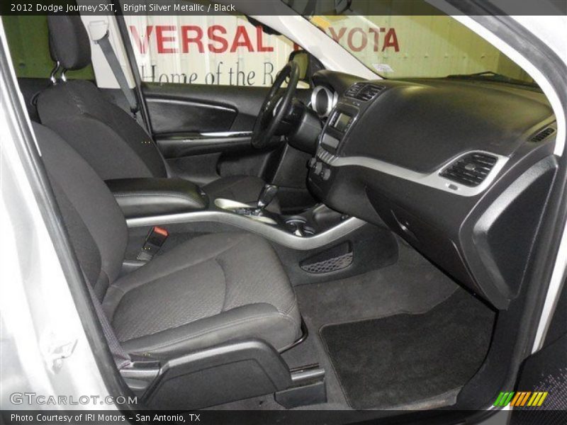 Bright Silver Metallic / Black 2012 Dodge Journey SXT