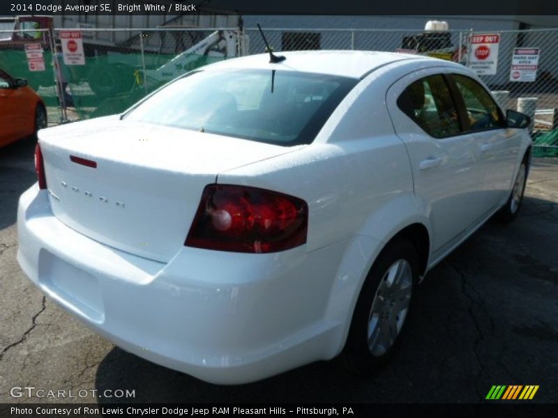 Bright White / Black 2014 Dodge Avenger SE