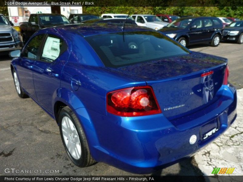 Blue Streak Pearl / Black 2014 Dodge Avenger SE