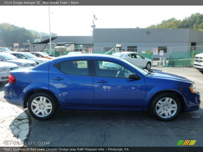 Blue Streak Pearl / Black 2014 Dodge Avenger SE