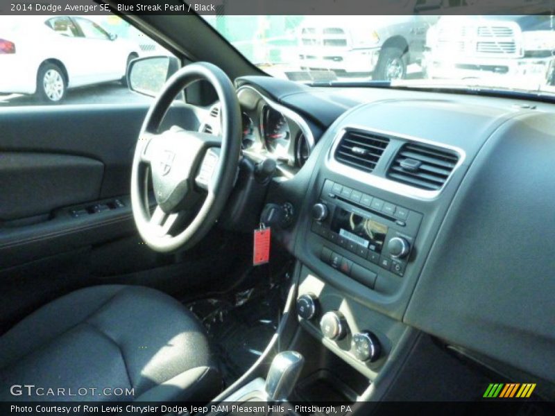 Blue Streak Pearl / Black 2014 Dodge Avenger SE
