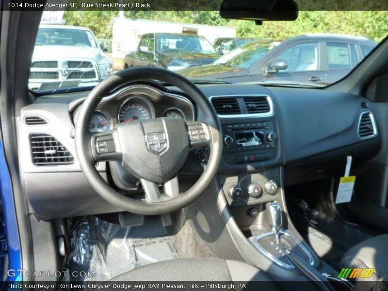 Blue Streak Pearl / Black 2014 Dodge Avenger SE