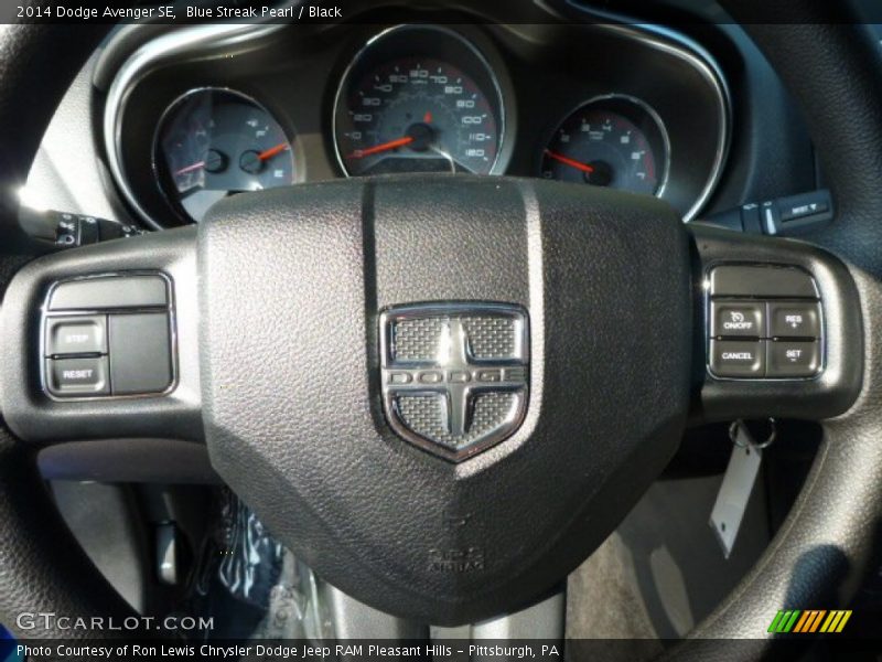 Blue Streak Pearl / Black 2014 Dodge Avenger SE