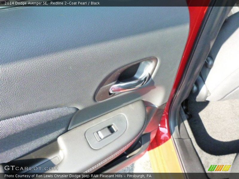 Redline 2-Coat Pearl / Black 2014 Dodge Avenger SE