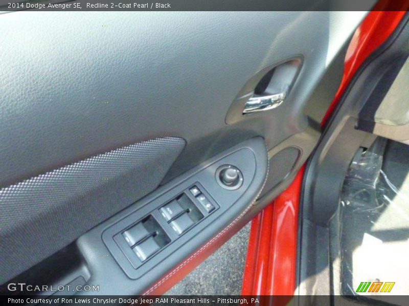 Redline 2-Coat Pearl / Black 2014 Dodge Avenger SE