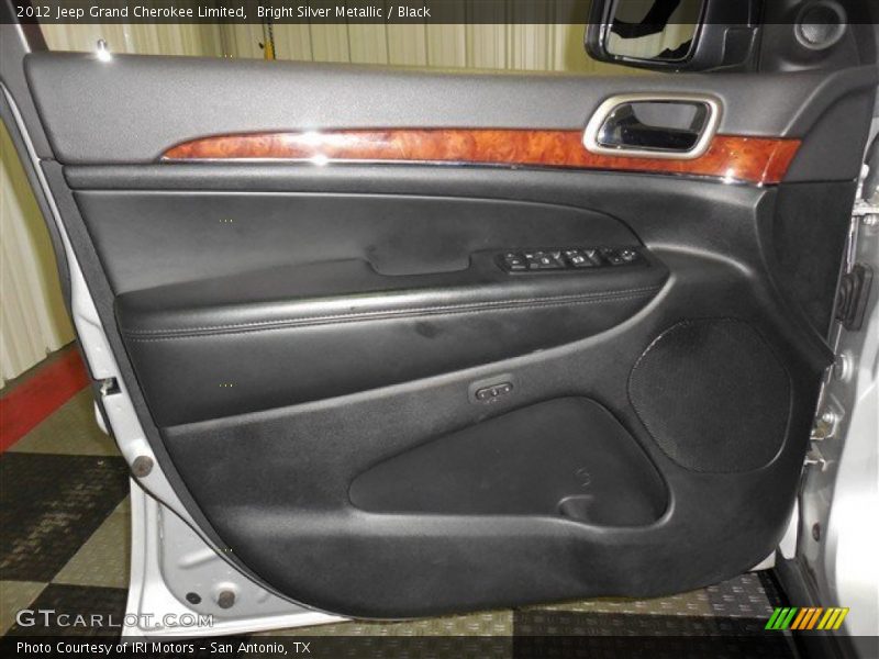 Bright Silver Metallic / Black 2012 Jeep Grand Cherokee Limited