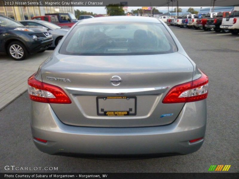 Magnetic Gray Metallic / Charcoal 2013 Nissan Sentra S
