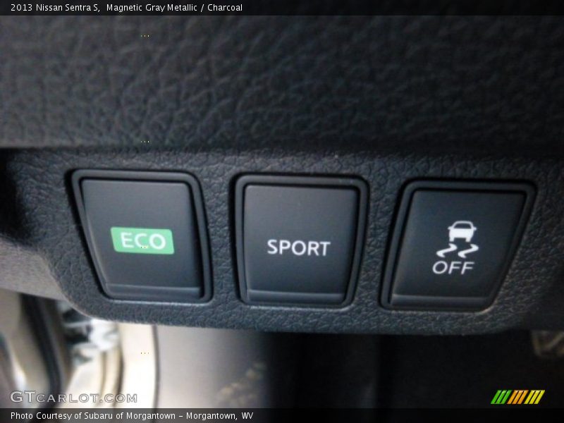 Magnetic Gray Metallic / Charcoal 2013 Nissan Sentra S