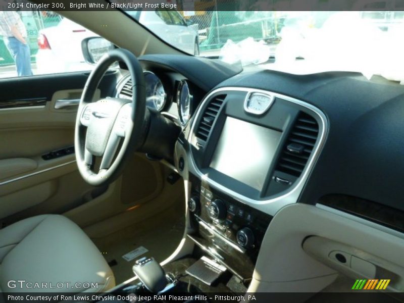 Bright White / Black/Light Frost Beige 2014 Chrysler 300