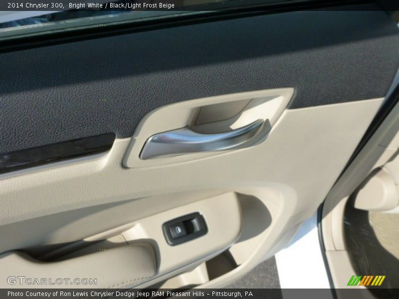 Bright White / Black/Light Frost Beige 2014 Chrysler 300
