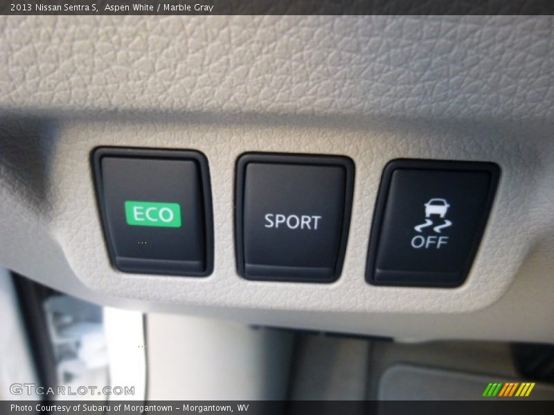 Aspen White / Marble Gray 2013 Nissan Sentra S