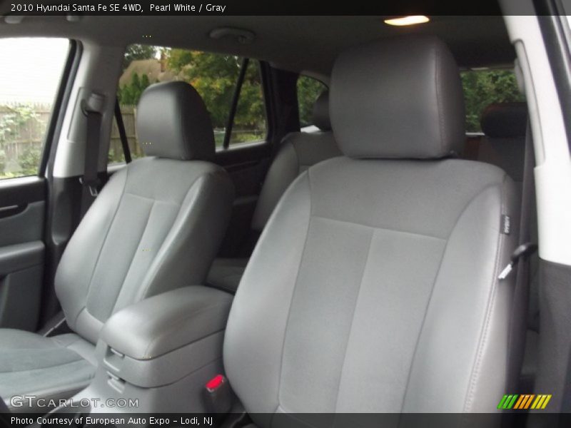 Pearl White / Gray 2010 Hyundai Santa Fe SE 4WD