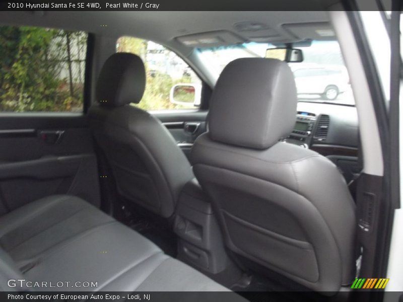 Pearl White / Gray 2010 Hyundai Santa Fe SE 4WD