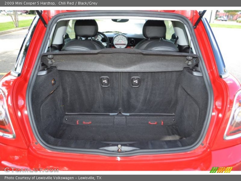  2009 Cooper S Hardtop Trunk