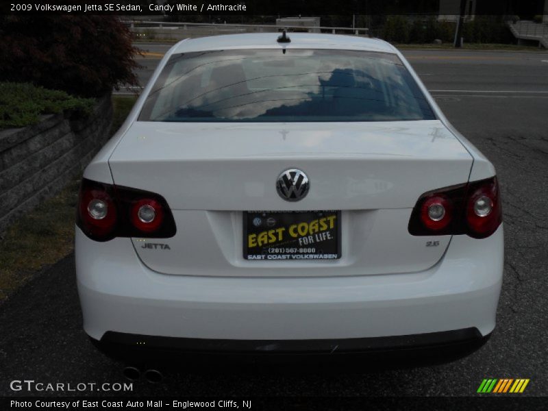 Candy White / Anthracite 2009 Volkswagen Jetta SE Sedan