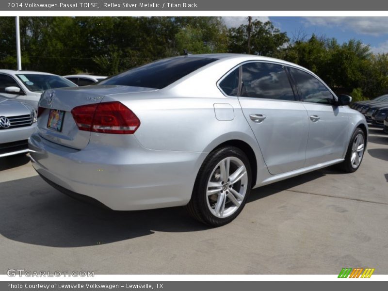 Reflex Silver Metallic / Titan Black 2014 Volkswagen Passat TDI SE