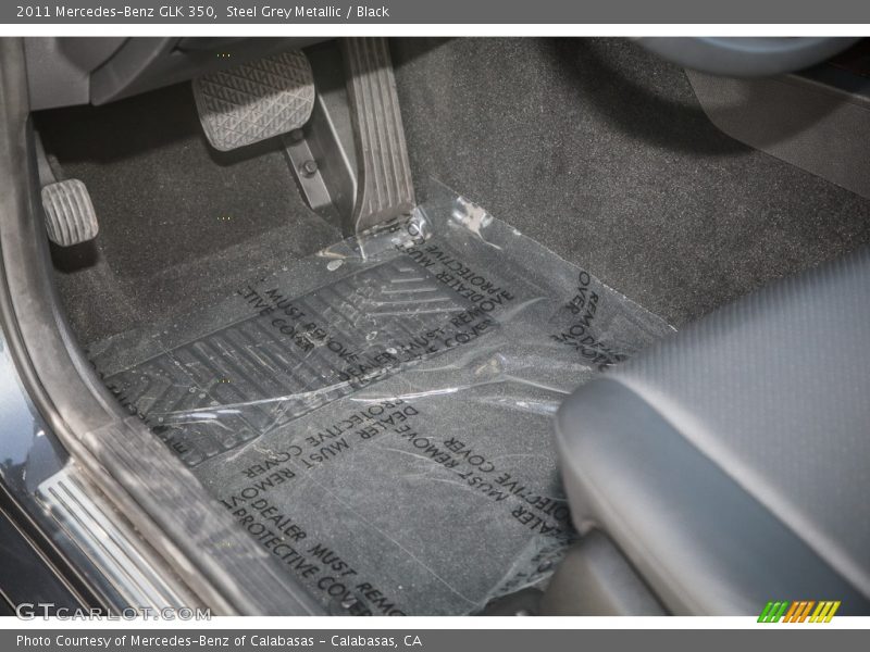 Steel Grey Metallic / Black 2011 Mercedes-Benz GLK 350