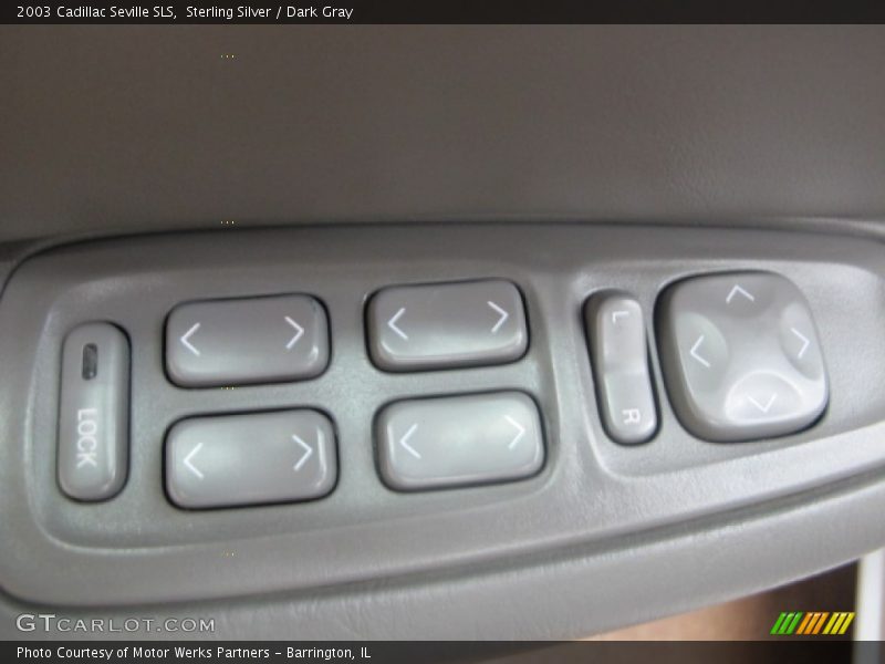 Sterling Silver / Dark Gray 2003 Cadillac Seville SLS