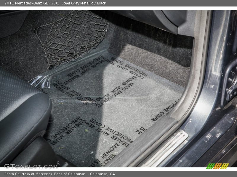 Steel Grey Metallic / Black 2011 Mercedes-Benz GLK 350