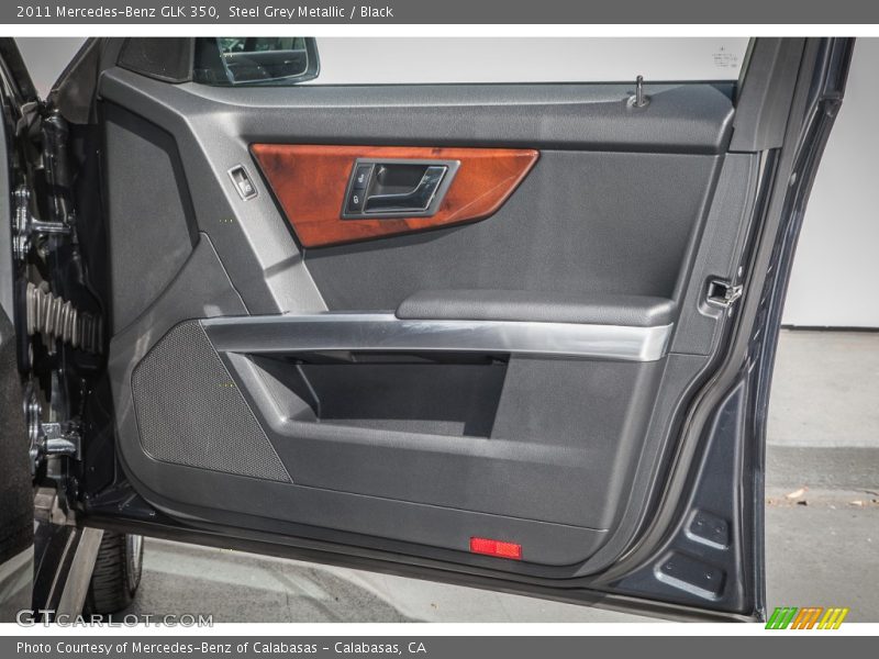 Steel Grey Metallic / Black 2011 Mercedes-Benz GLK 350
