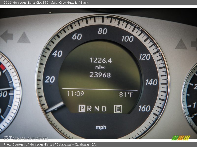 Steel Grey Metallic / Black 2011 Mercedes-Benz GLK 350